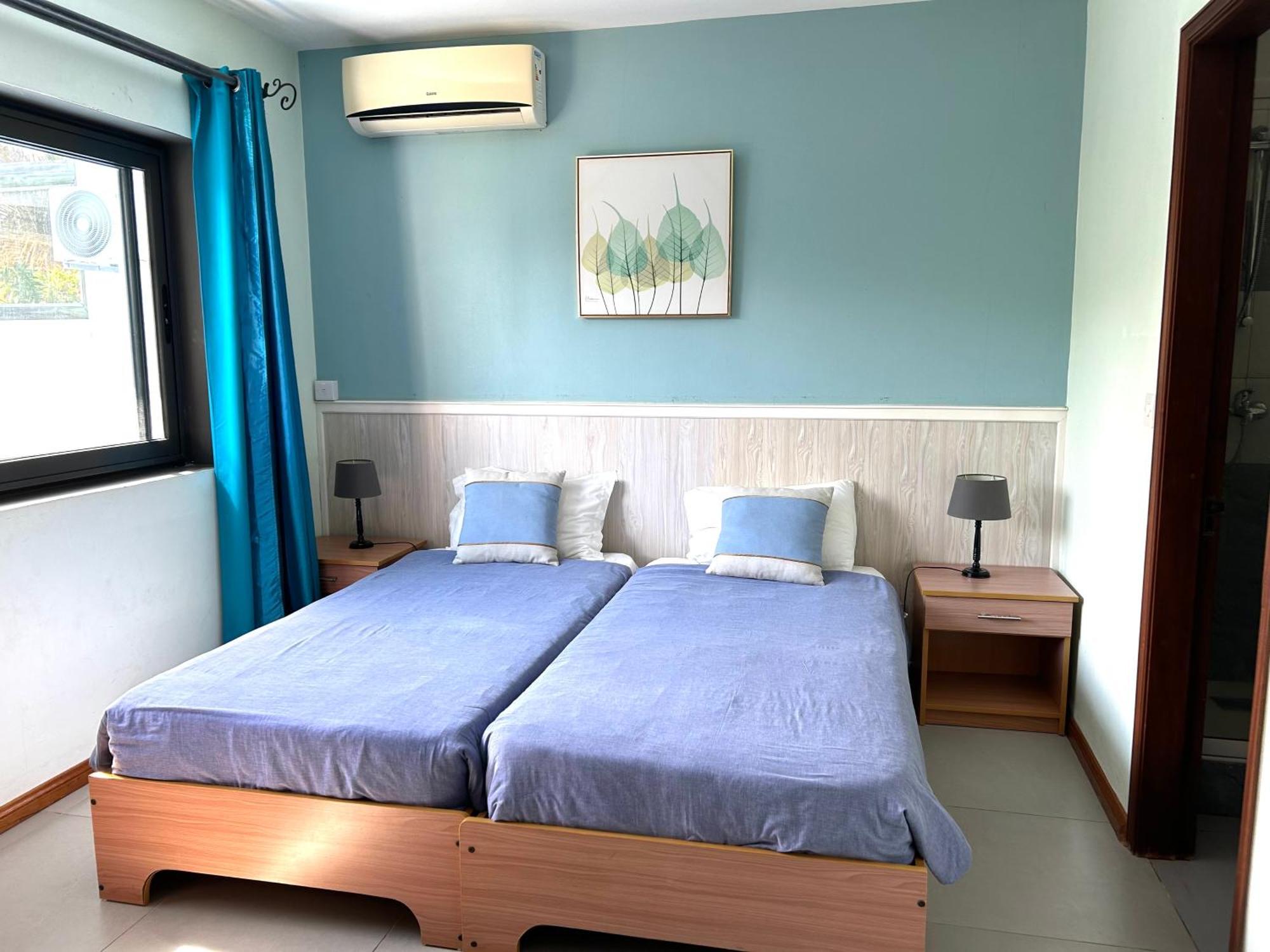 Blue Beryl Guest House Blue Bay Exterior foto