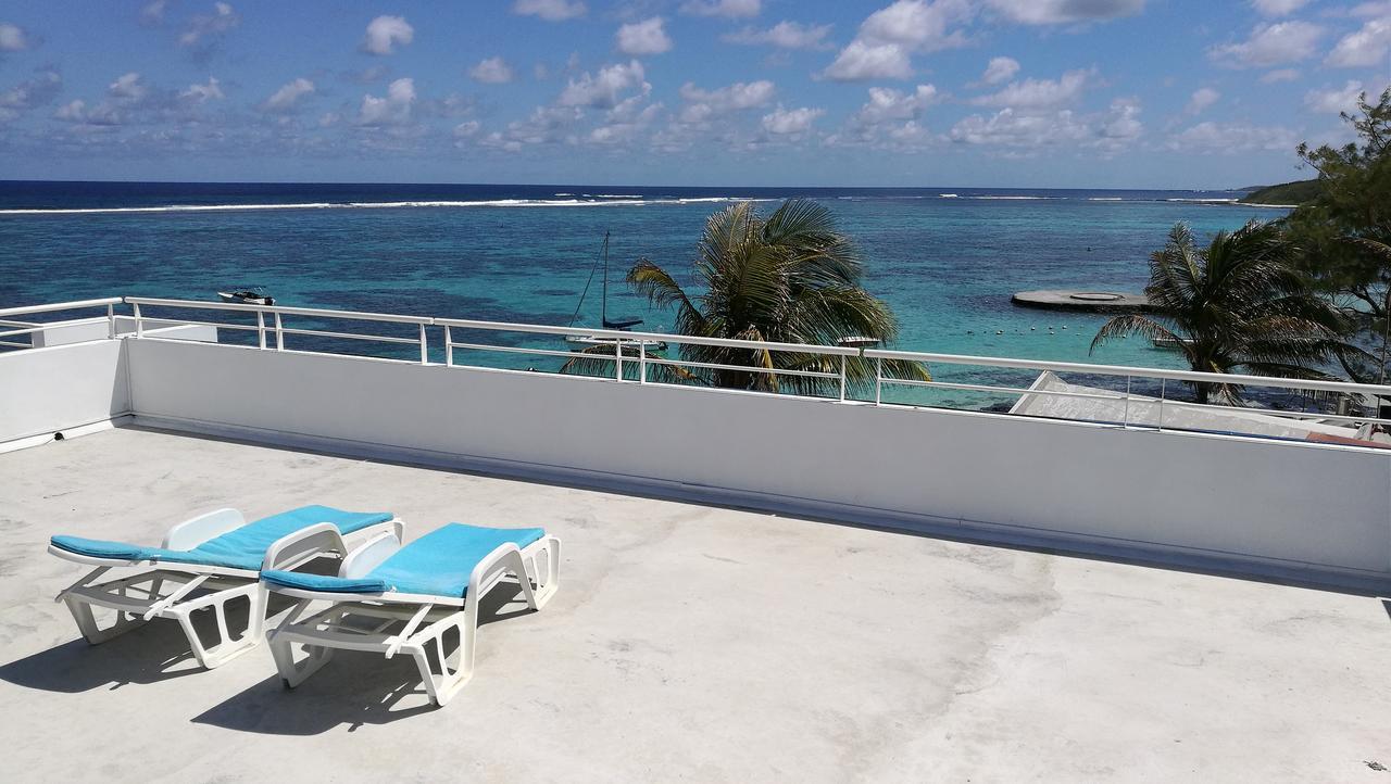Blue Beryl Guest House Blue Bay Exterior foto