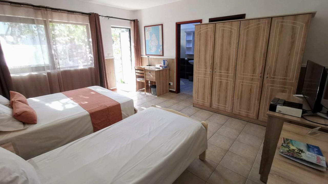 Blue Beryl Guest House Blue Bay Exterior foto